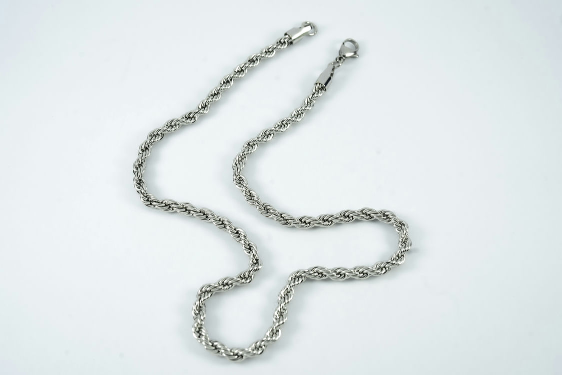 ROPE CHAIN NECKLACE image 3