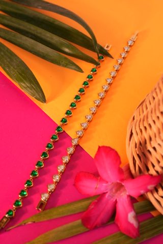 LOVE LOOP BRACELET