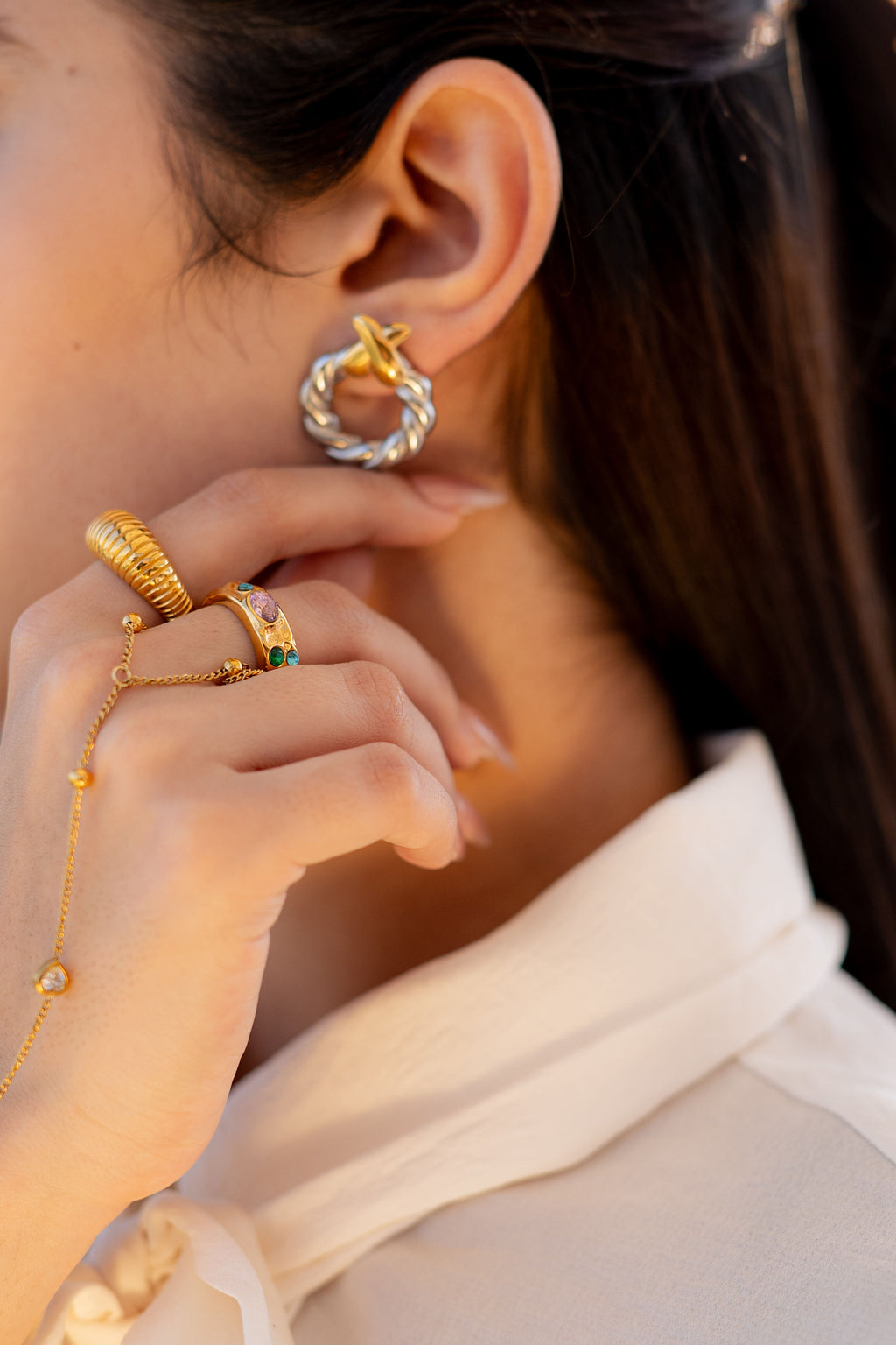 MILA SILVER/GOLD EARRINGS