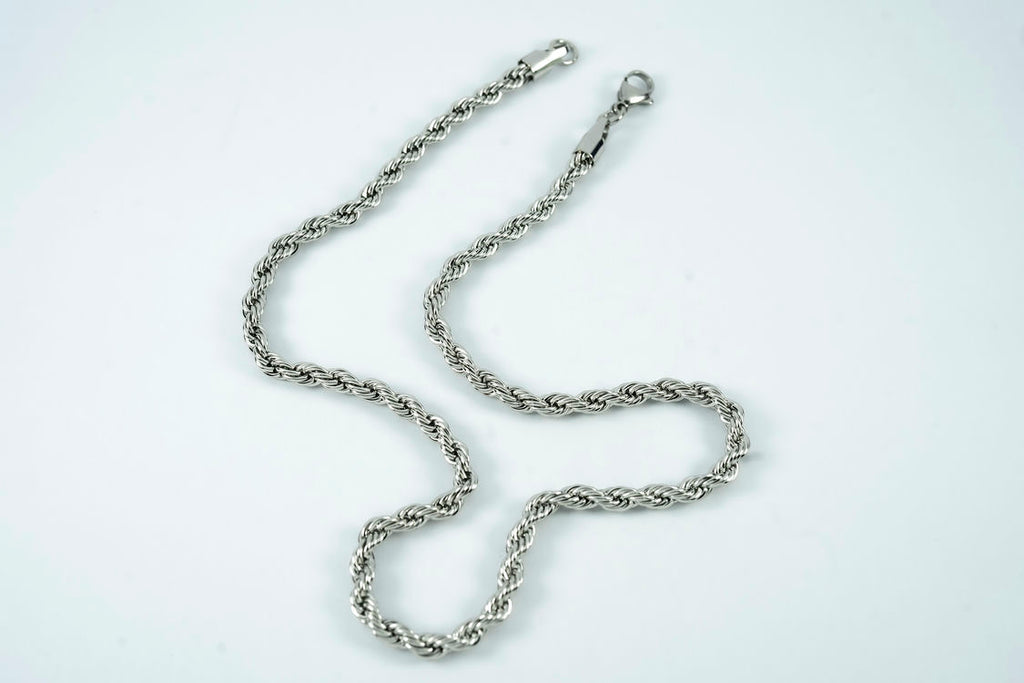ROPE CHAIN NECKLACE