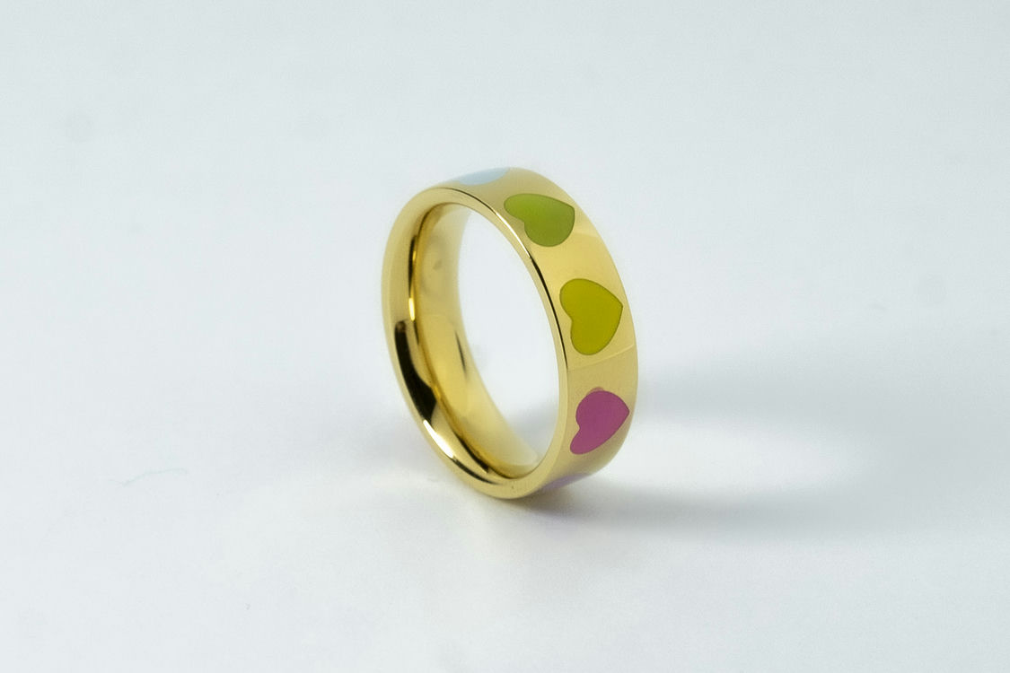 GOLD HEART RING