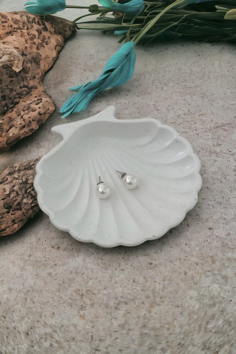 LUMINA PEARL EARRING image 0