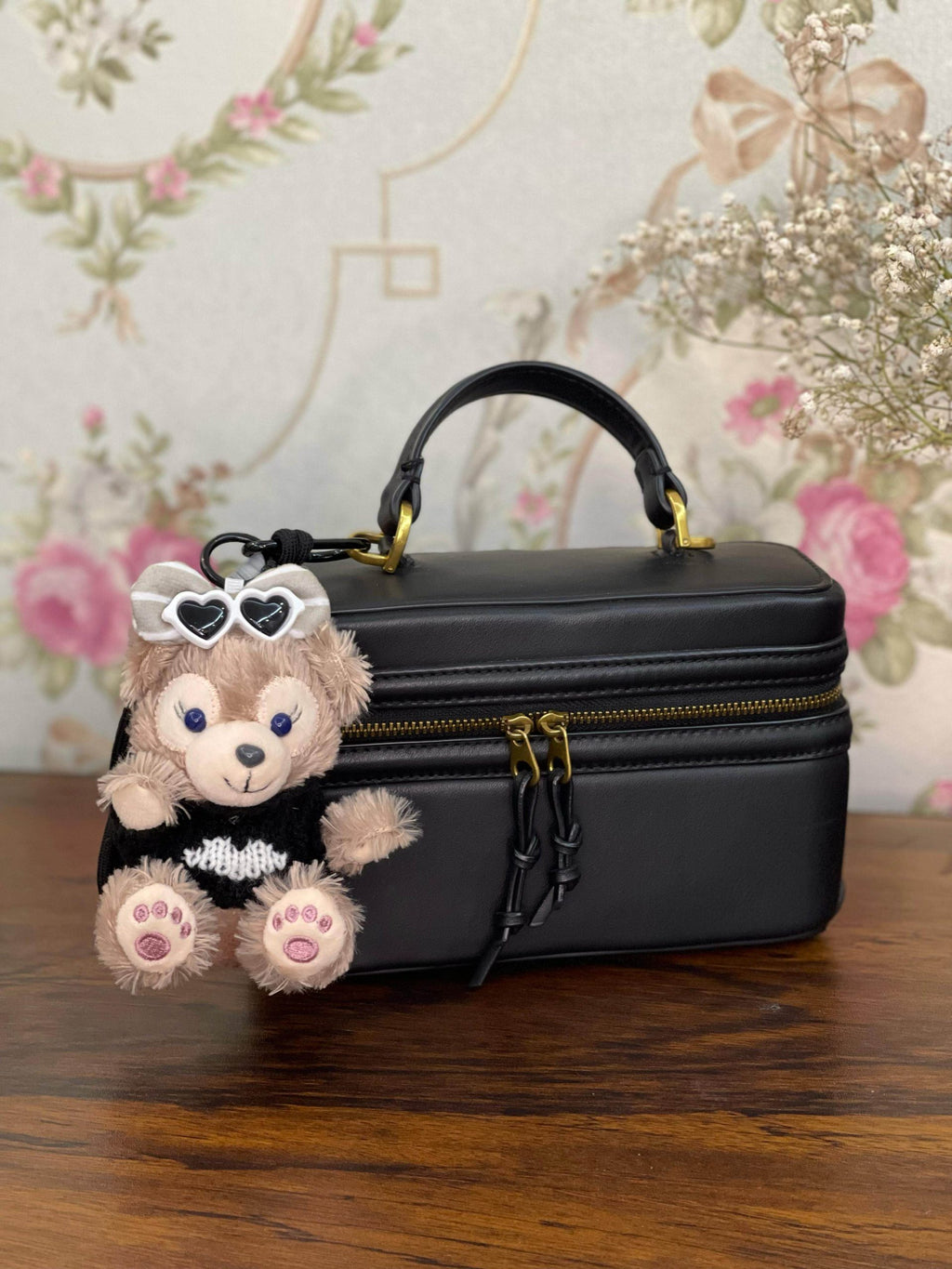 PEEKA BEAR BAG CHARM image 1
