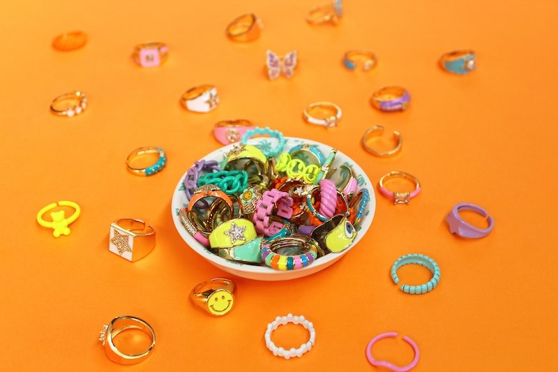 COLOURFUL FUNKY RINGS image 0