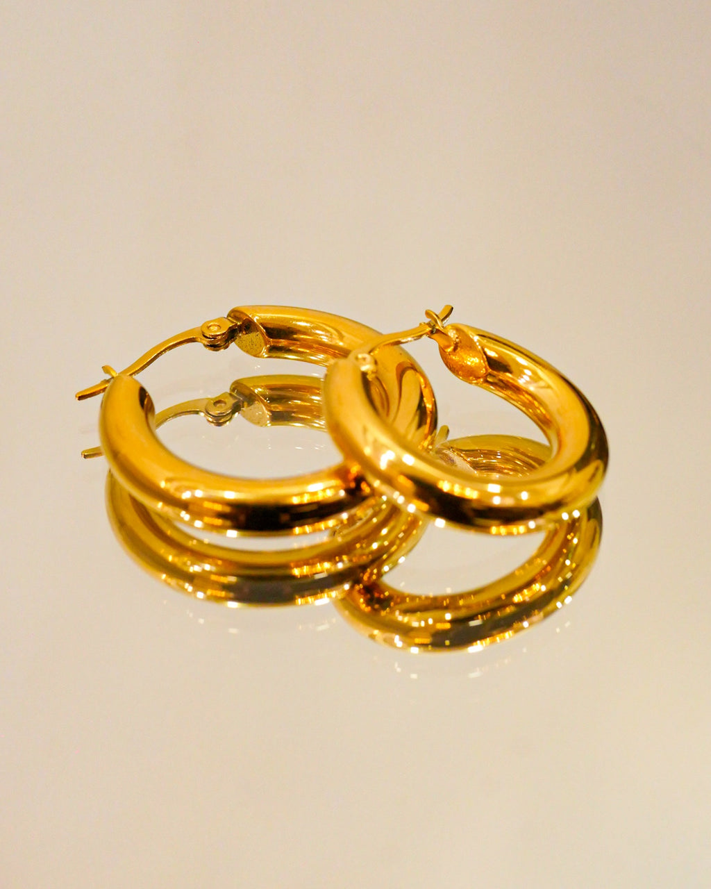 CAMILLE GOLD HOOPS image 0