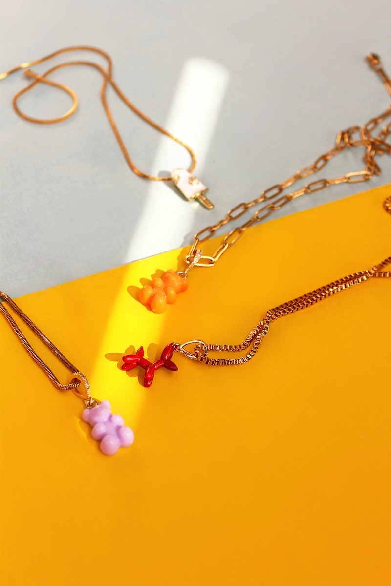 BALLOON DOG PENDANT image 3